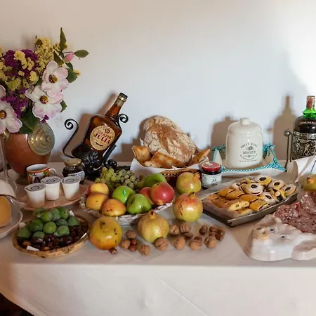 Antica Macina Toscana Bed & Breakfast 3*